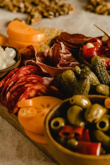 Cake au chorizo chèvre : l’apéritif parfait pour épater vos invités