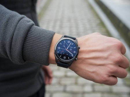 Les montres connectées haut de gamme pour homme : style, technologie et performances à porter au poignet