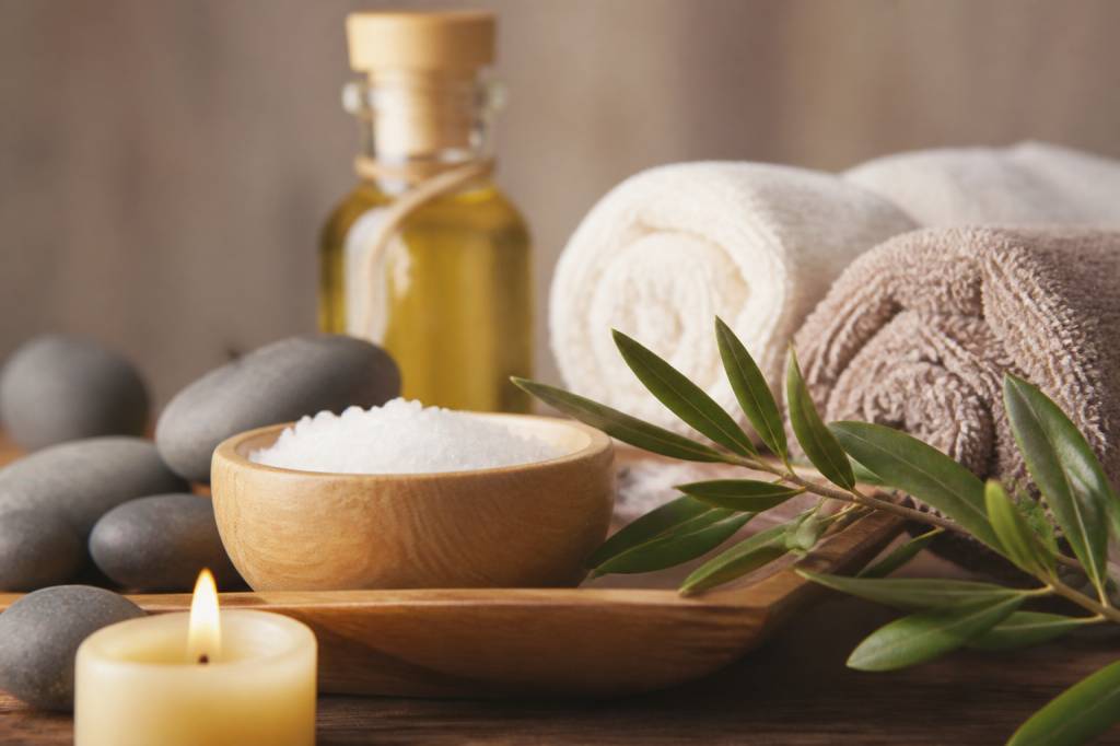 Huile de tournesol sur les cheveux : bienfaits, usages et conseils beauté Huile de tournesol sur les cheveux : bienfaits, usages et conseils beauté